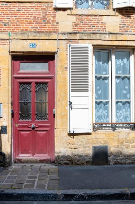 Appartement Meuse & Mono, En Hyper Centre Charleville-Mezieres Exterior photo