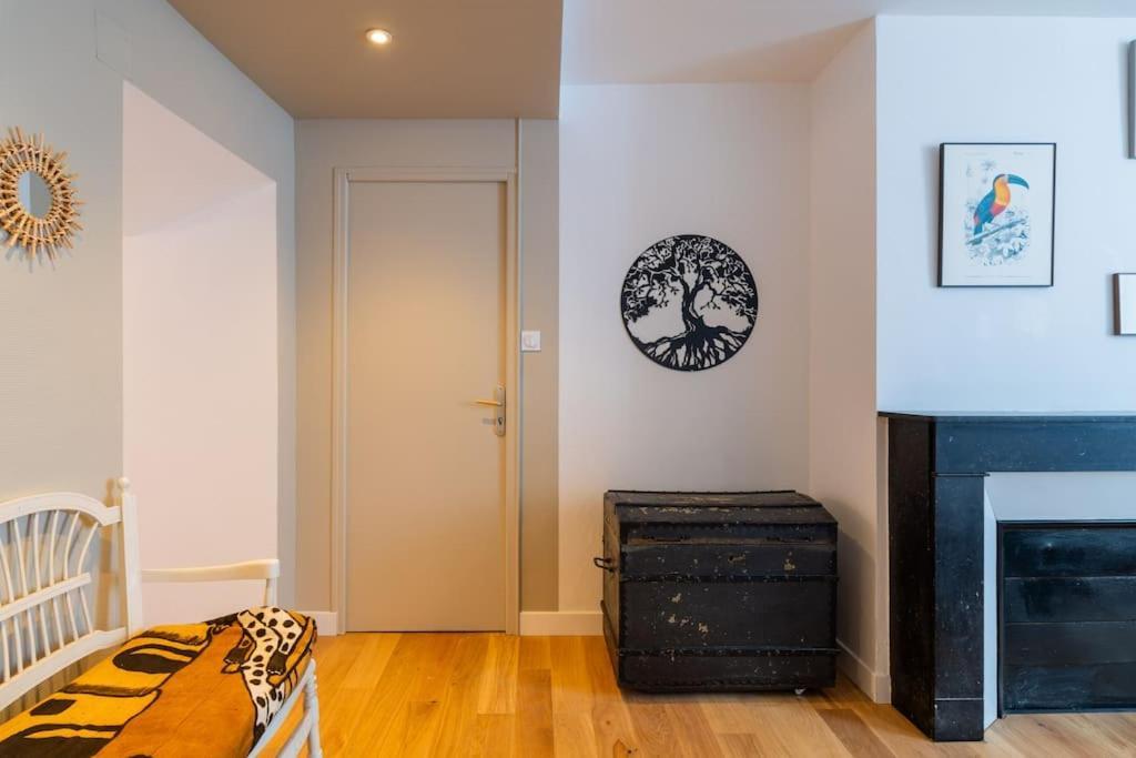 Appartement Meuse & Mono, En Hyper Centre Charleville-Mezieres Exterior photo